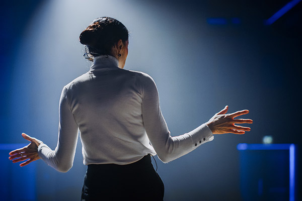 diversity-speaker-series person speaking to group